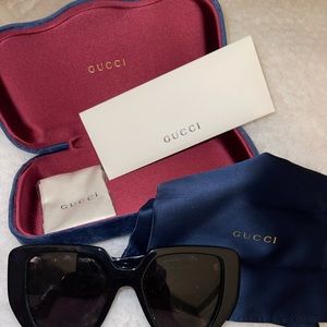 Black Gucci Sunglasses Style GUCCI GG0956S